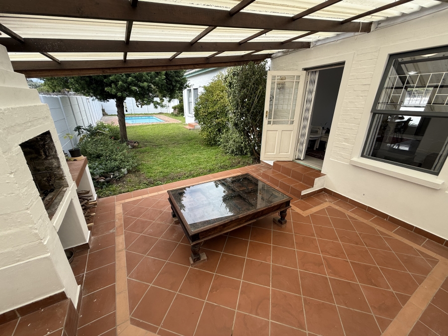 3 Bedroom Property for Sale in Van Der Stel Western Cape